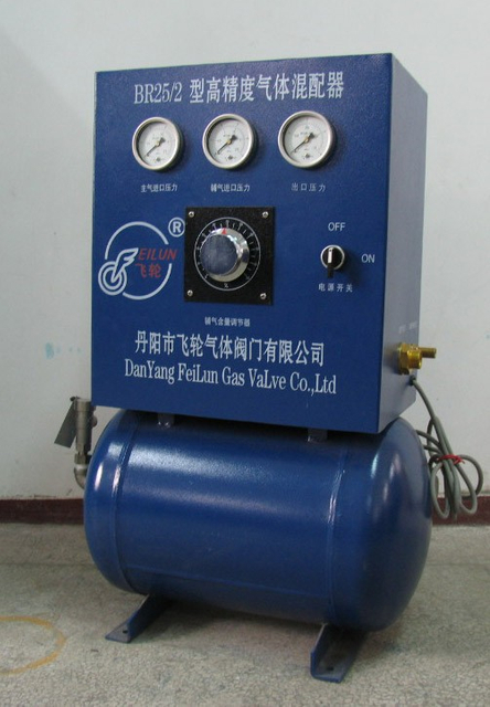 BR50/2 High Precision Gas Mixer Used for CO2 Ar Connected 